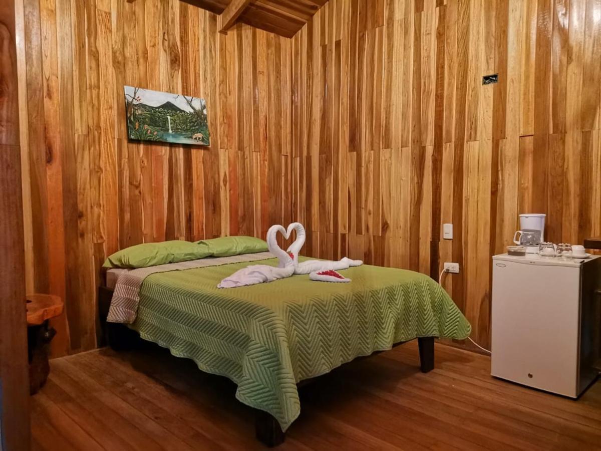 Arenal Rustic Lodge אלאג'ואלה מראה חיצוני תמונה